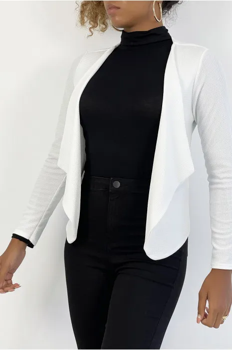 Blazer écru col revers avec poches à zip. Blazer femme pas cher