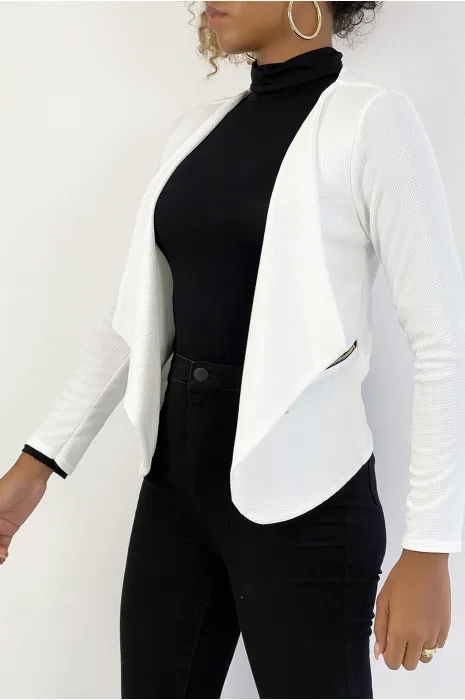 Blazer écru col revers avec poches à zip. Blazer femme pas cher