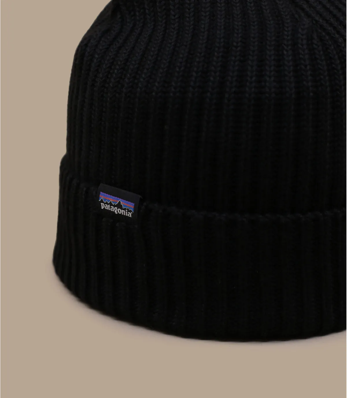 Bonnet pêcheur noir - Fisherman rolled beanie black par Patagonia : Headict