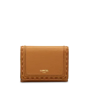 Compact medium wallet with flap