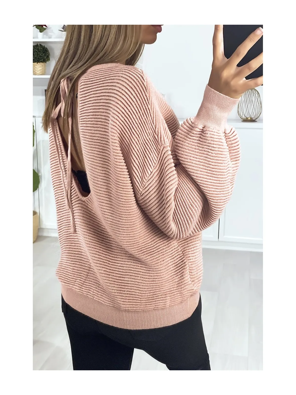 Pull rose très doux et extensible avec noeud au dos