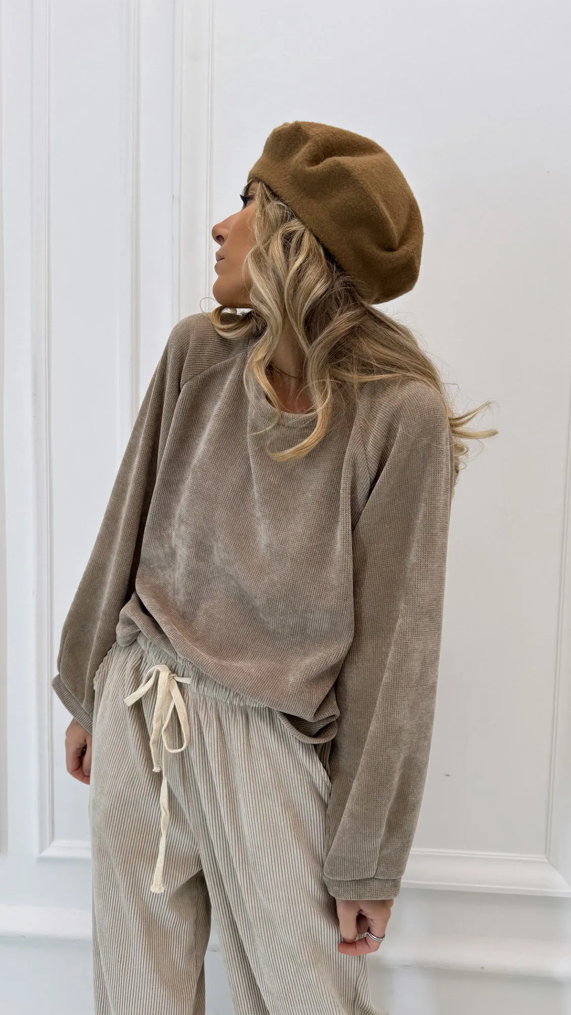 Pull velours taupe