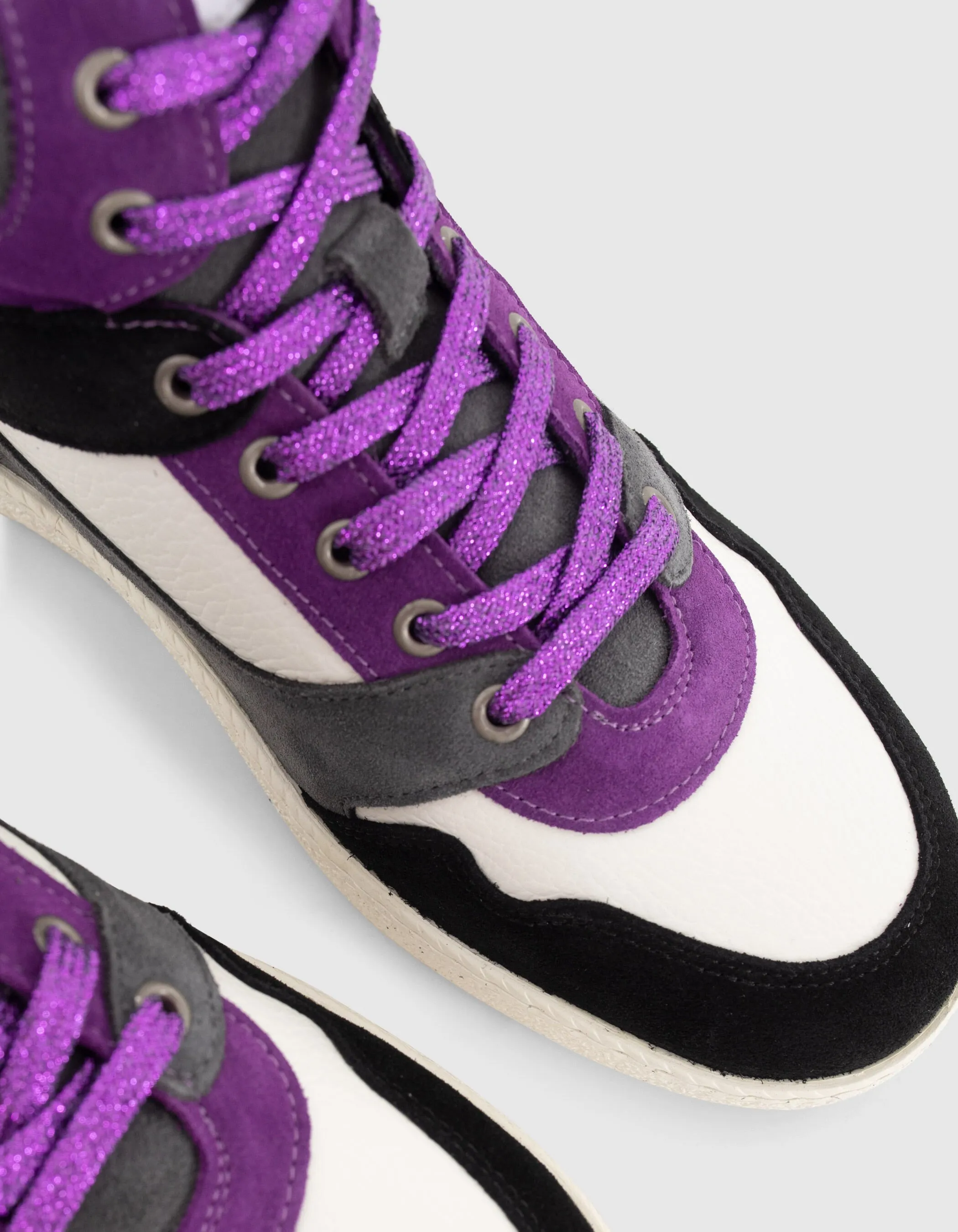 Sneakers noir, blanc, gris, violet mix cuir Femme