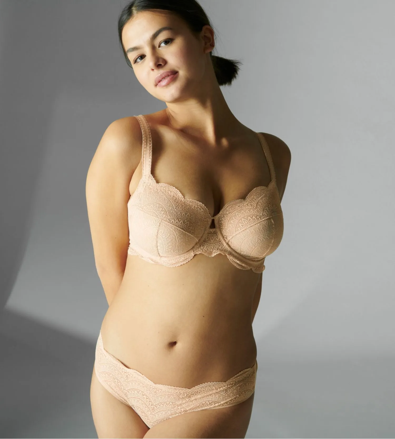 Soutien-gorge bonnets profonds 739 Peau Rosée SIMONE PERELE | Lingerie Sipp